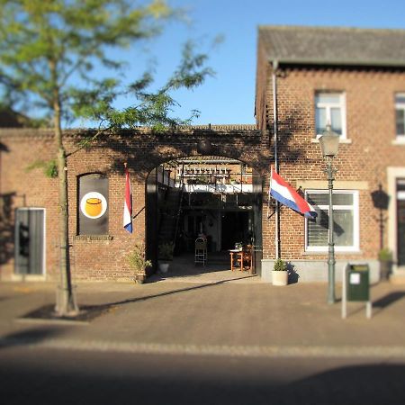 Koperen Keteltje Bed & Breakfast Nieuwstadt ภายนอก รูปภาพ